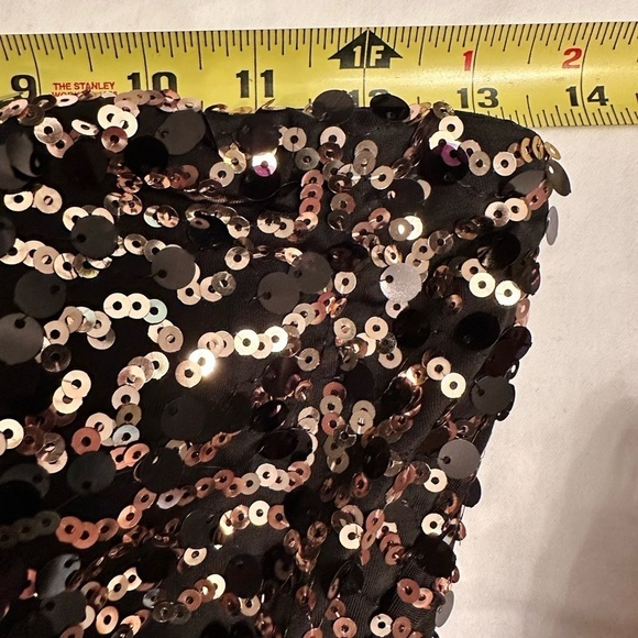 Women’s Cocktail Dress With Sequin Top and Black Pleated, Lined Skirt Size Small - Picture 11 of 13